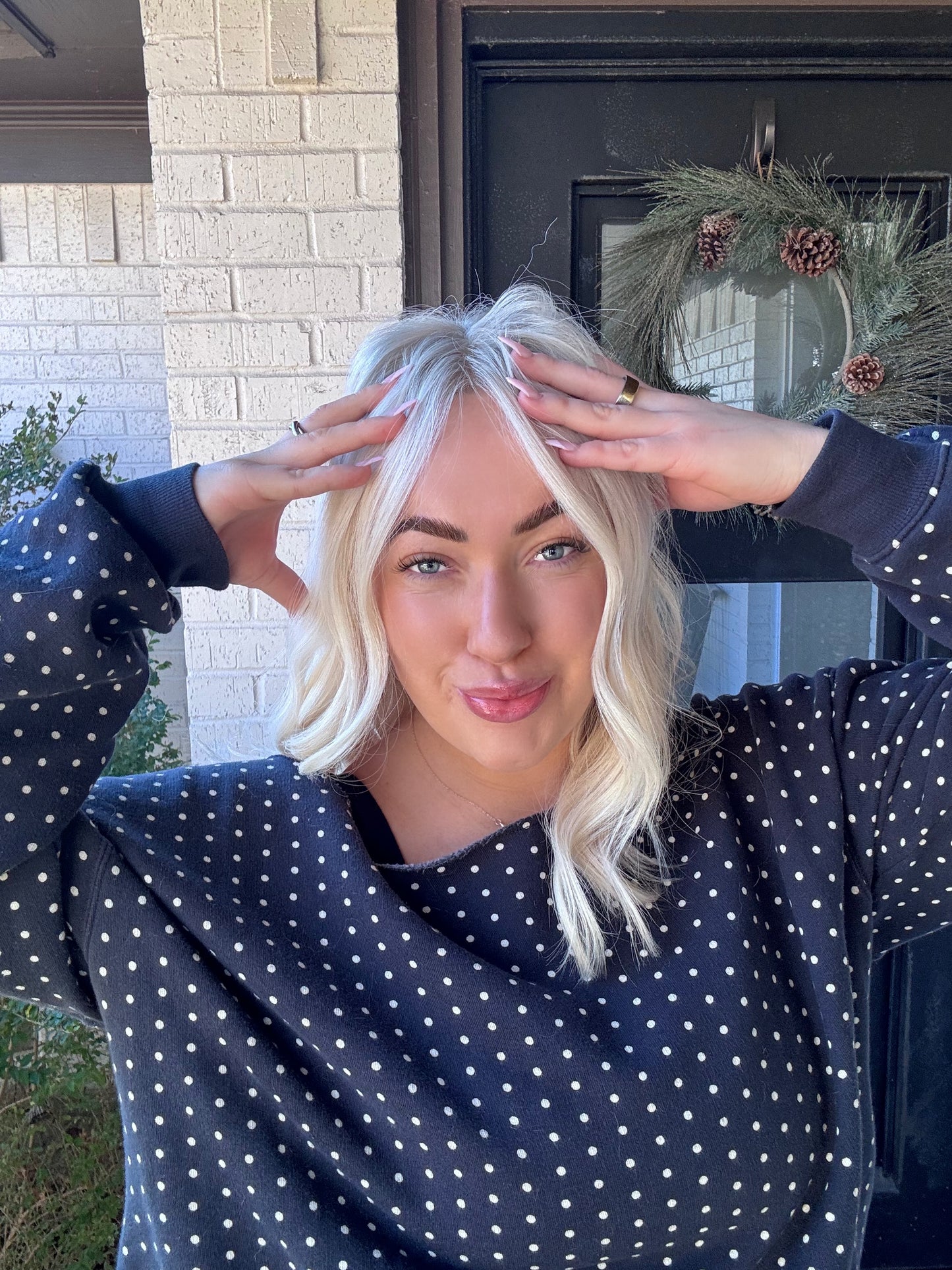 dolly flow lace top wig s