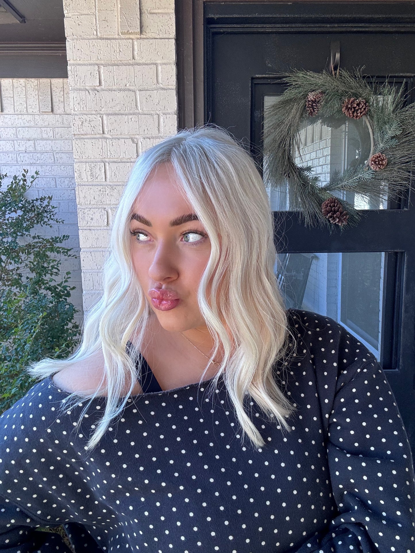 dolly flow lace top wig s